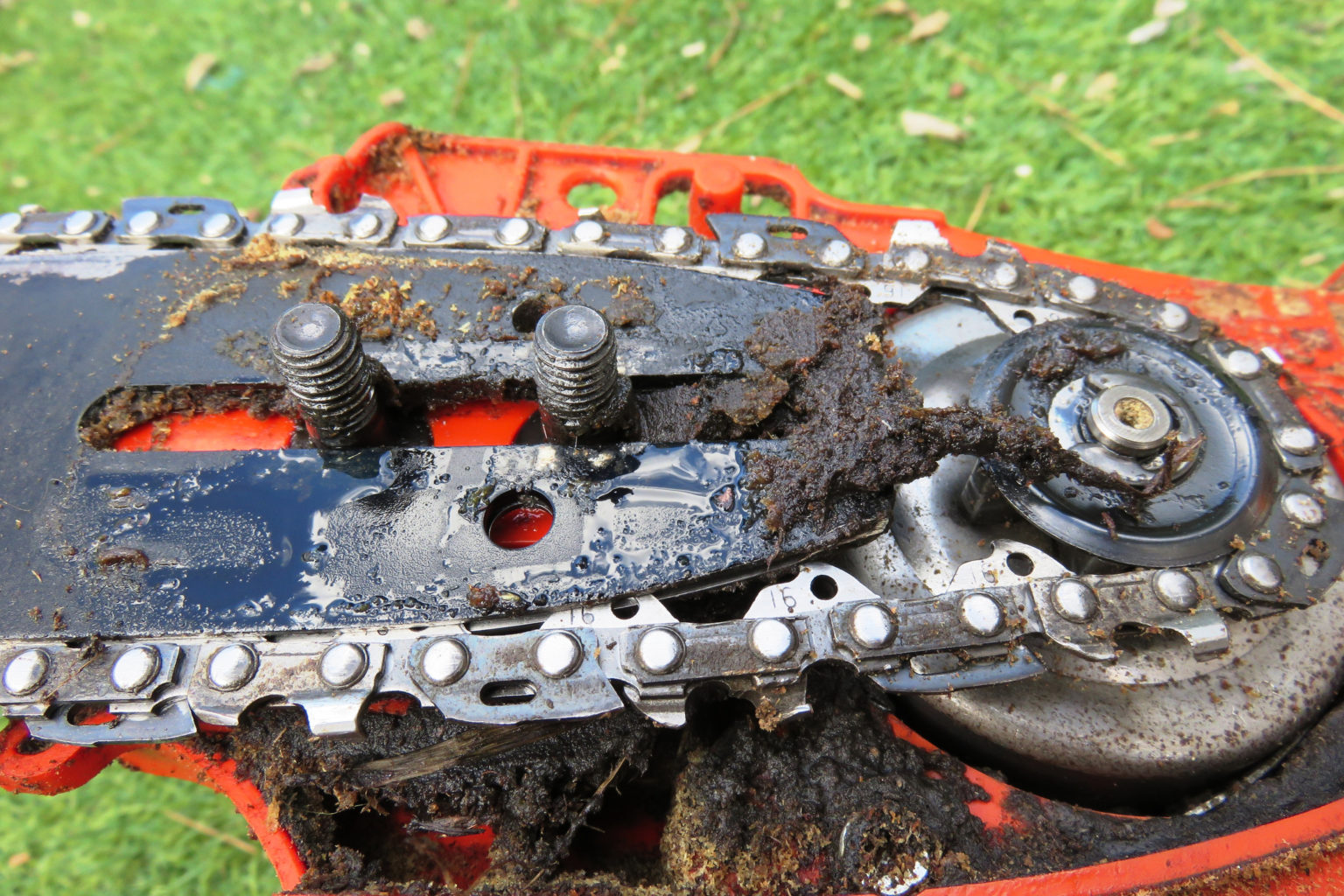 Setting up an chainsaw